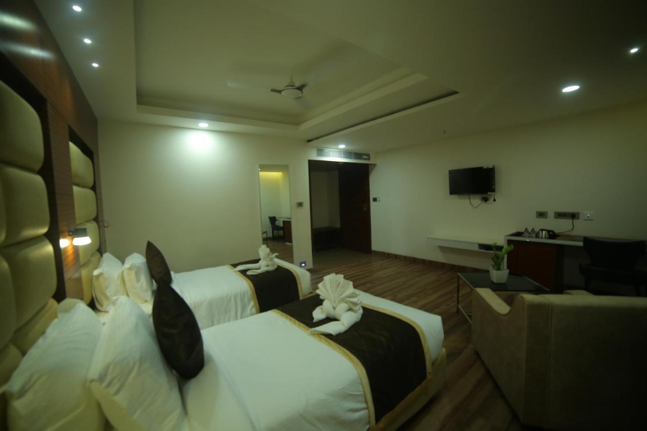 Sree Fortune Grand, Tadepalli Hotel Tadepalle Exterior foto
