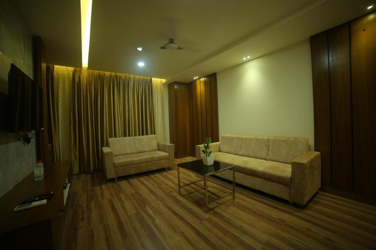 Sree Fortune Grand, Tadepalli Hotel Tadepalle Exterior foto