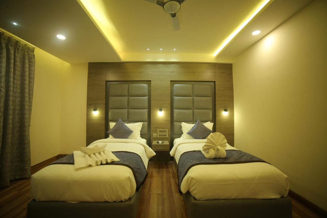 Sree Fortune Grand, Tadepalli Hotel Tadepalle Exterior foto