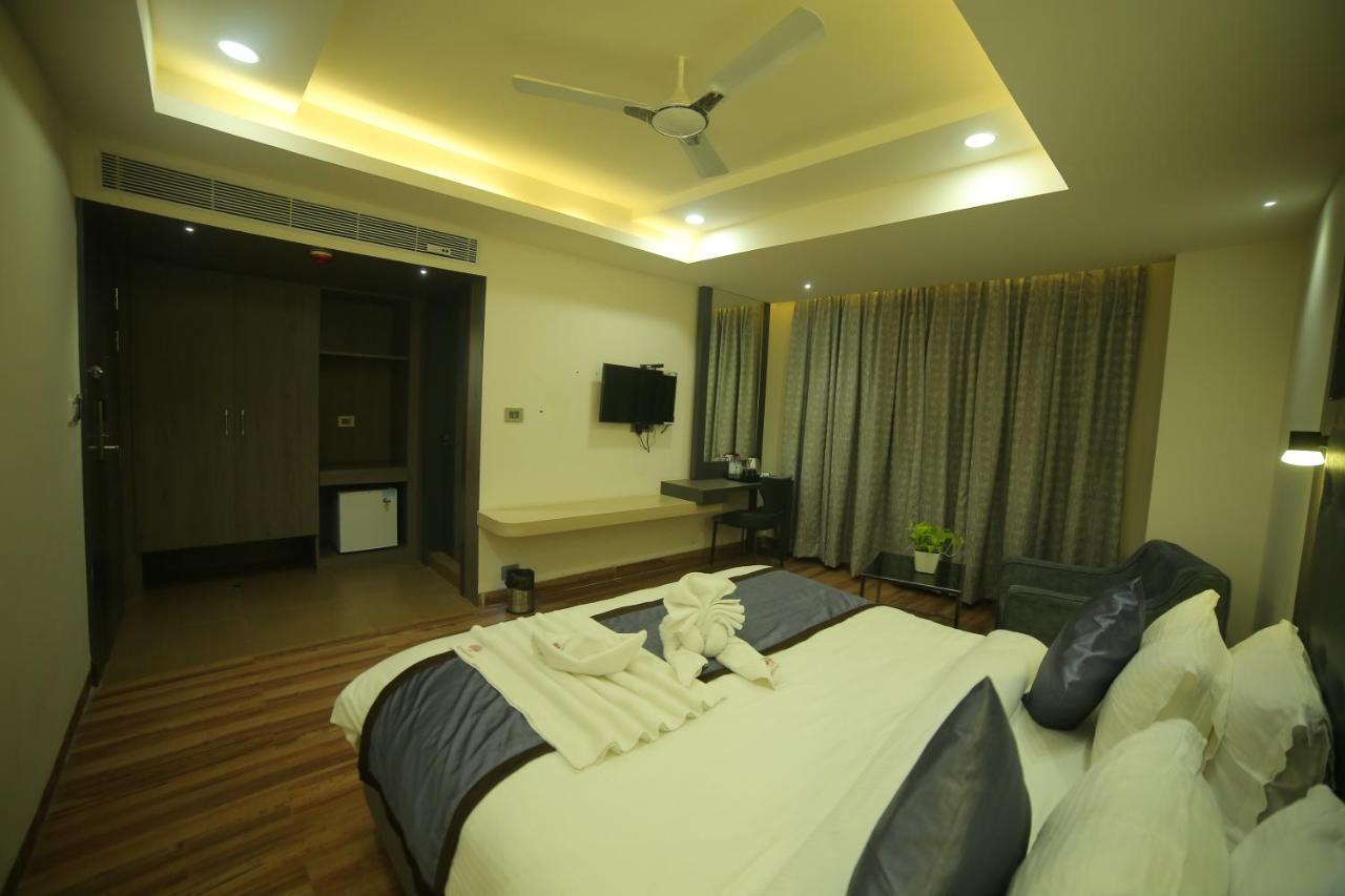 Sree Fortune Grand, Tadepalli Hotel Tadepalle Exterior foto