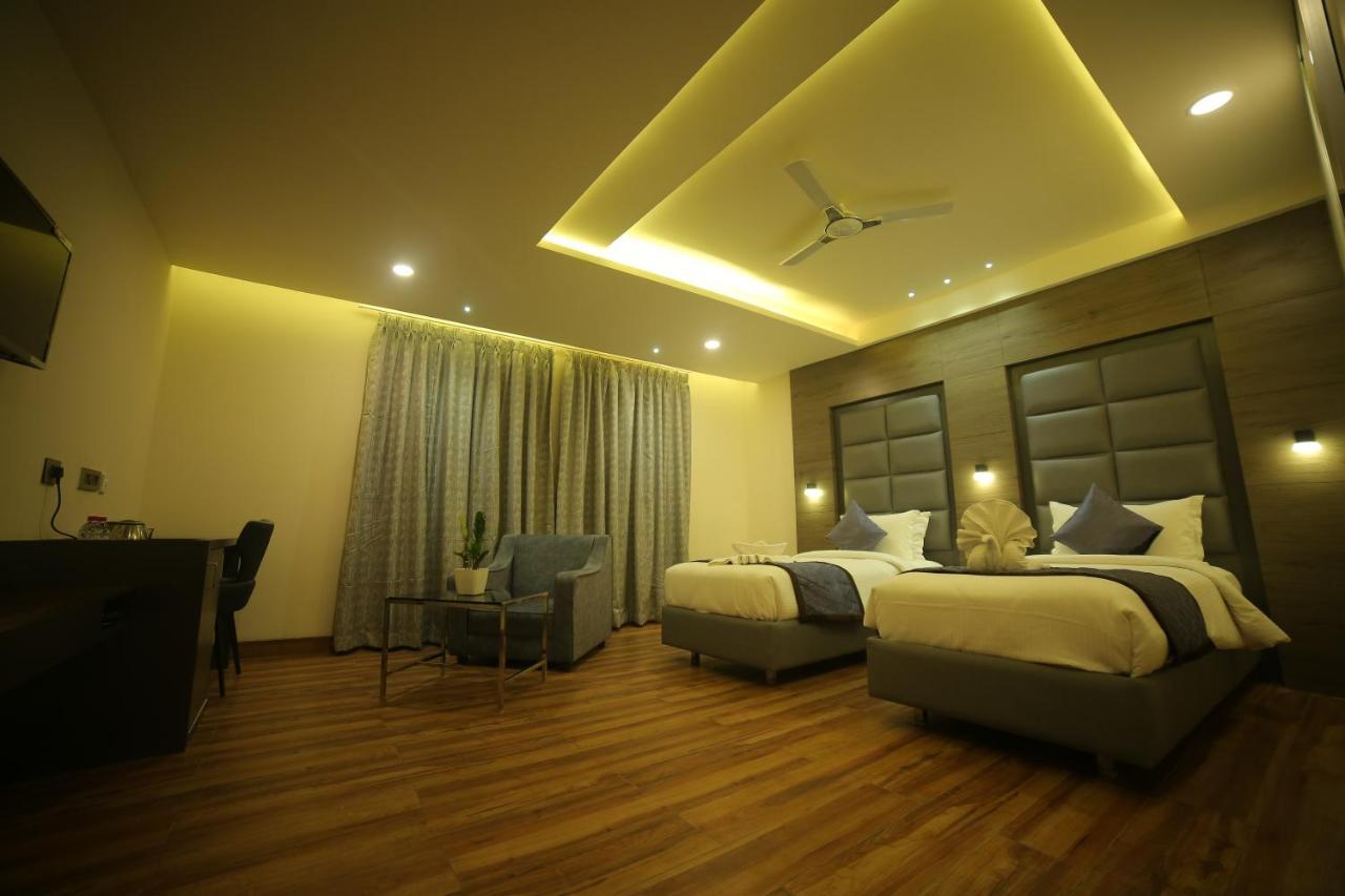 Sree Fortune Grand, Tadepalli Hotel Tadepalle Exterior foto